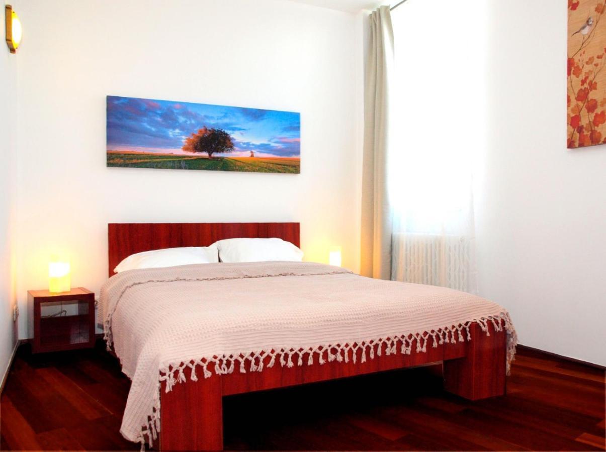 Sweet Dreams Suites Cismigiu Gardens Bukarest Exterior foto